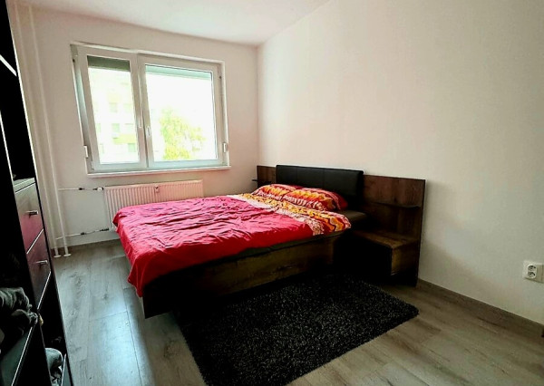 NA PREDAJ KOMPLETNE ZREKONŠTRUOVANÝ 3-IZBOVÝ BYT VEĽKÝ MEDER