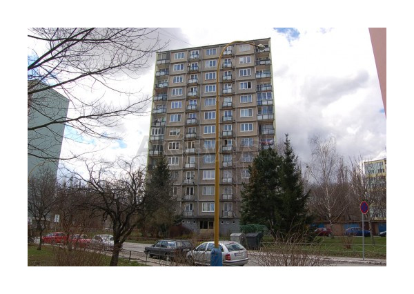 Predaj 3-izbový byt s 2 balkónmi Košice Sever /Hroncová ulica