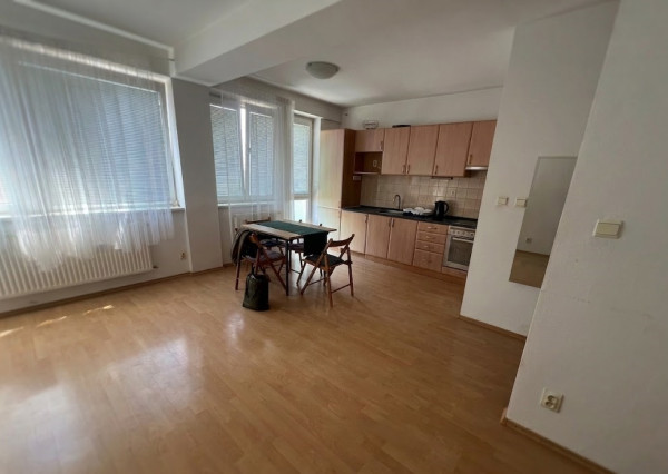 Rezervovaný 1-izbový byt s balkónom na Kazanskej ulici