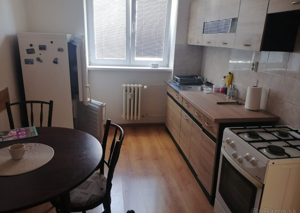 🏡 Prenájom 2-izbového bytu – Prešov, Obrancov mieru