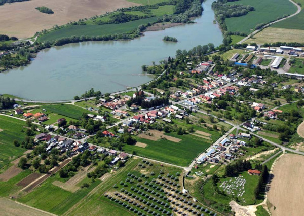 PRIPRAVUJEME - na predaj 2 - izbový byt v obci Malá Domaša.