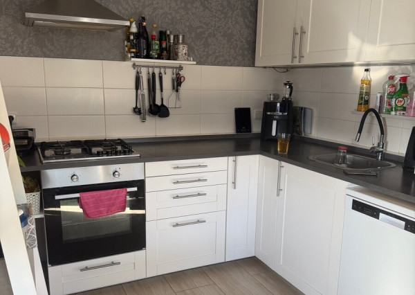 Príjemný 3-izbový byt s balkónom v skvelej lokalite blízko centra PB