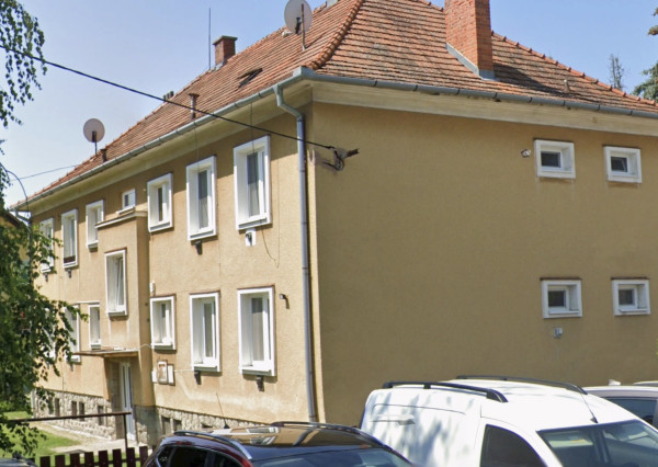 2-izbový byt na prenájom s garážou