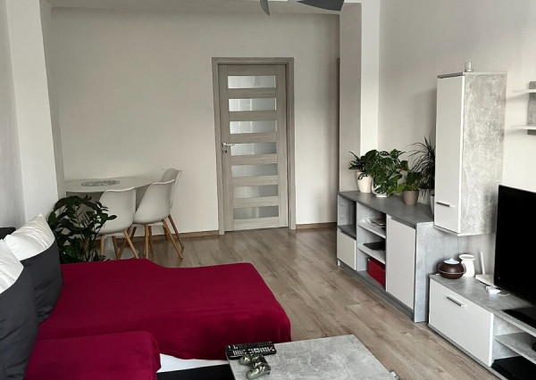 Prenajom 2-izbový byt s balkónom v centre Prešova-Pavlovicove namestie