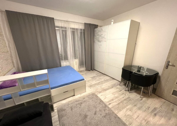 PREDAJ 1-izbový byt s balkónom v zelenej lokalite