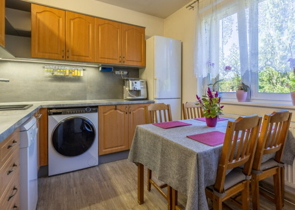 Na predaj: 4-izbový byt na predaj v lokalite Hliny VI. -81m2