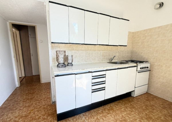 NA PREDAJ | 1,5-IZBOVÝ BYT S LOGGIOU | MICHALOVCE