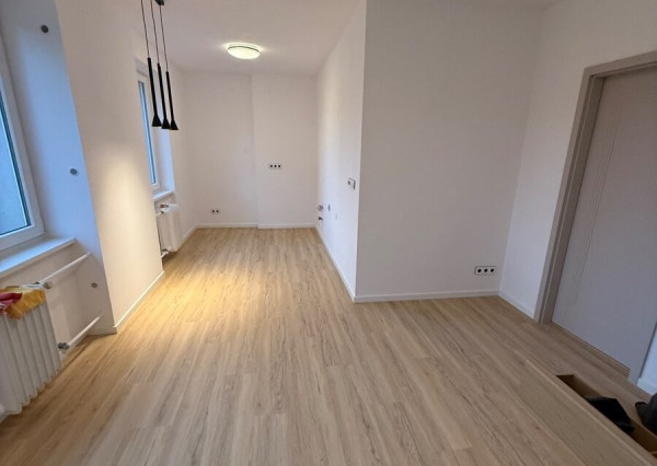 Kompletne zrekonštruovaný 3-izbový byt s balkónom