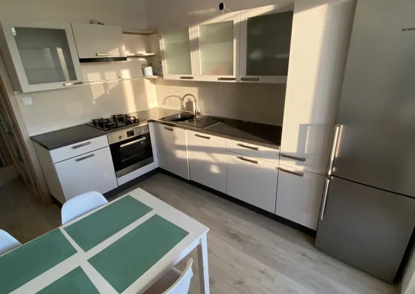 Prenájom 3-izbového bytu s balkónom