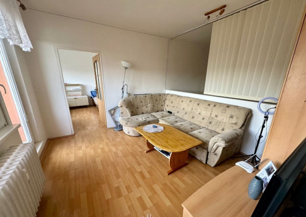Na prenájom 2,5-izbový byt s balkónom na Bajzovej ulici v ZA.