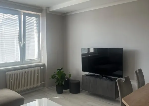 2 izbový novozrekonštruovaný byt Ružinov