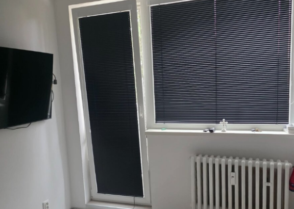 Priestranný 2-izbový byt po kompletnej rekonštrukcii s balkónom – Bajč (60 m²)