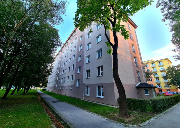 3 izbový tehlový byt s loggiou / Košice Sever