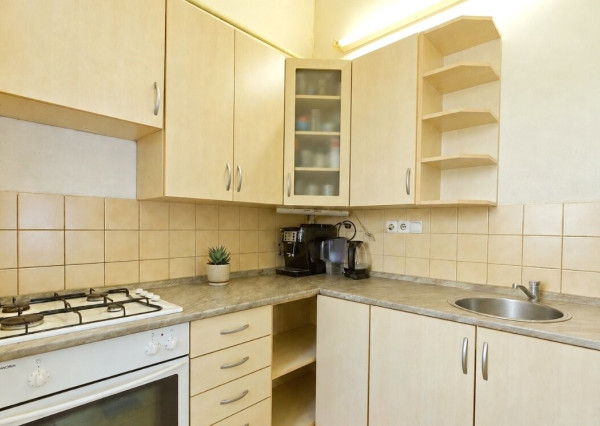 3-izbový tehlový byt  s balkónom a pivnicou – Nemšová