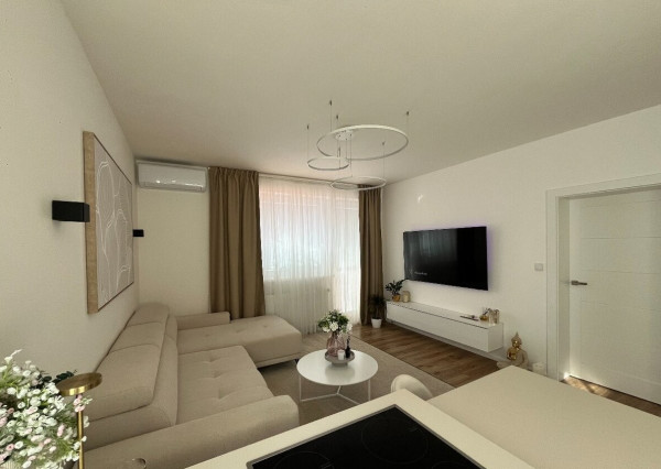 Prenájom kompletne zariadeného 2-izbového bytu s balkónom a parkovaním - Dúhové bývanie, Nitra