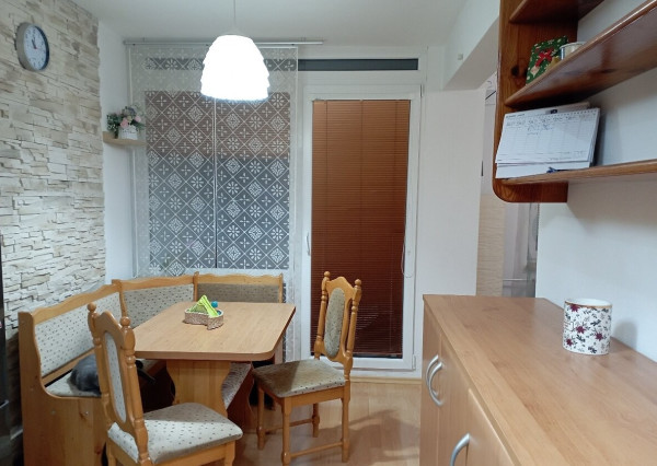 Na predaj 3 izbový byt s balkónom - Senec