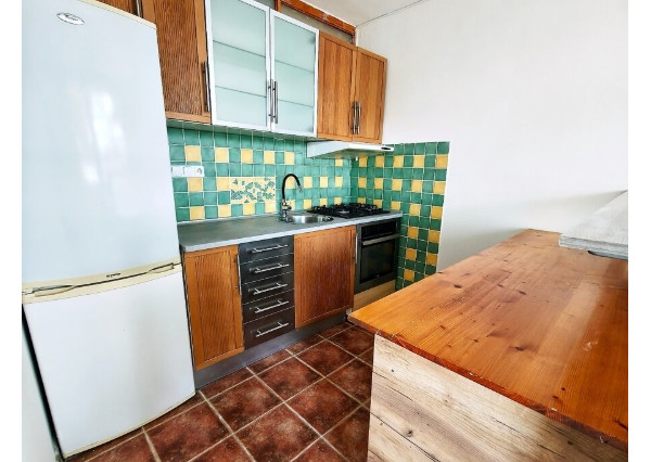 3-IZBOVÝ BYT PO REKONŠTRUKCII VO VRÁBĽOCH – SÍDLISKO LÚKY