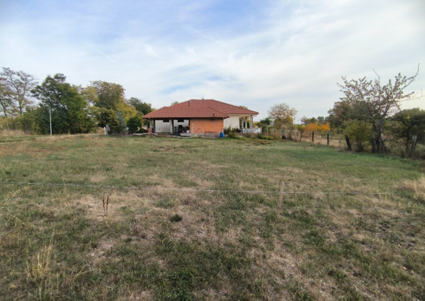 NA PREDAJ: STAVEBNÝ POZEMOK 682 m² – VEĽKÁ MAŇA