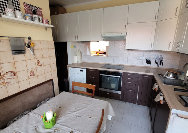 Veľký 4-izbový byt s balkónom – Sihoť I, Trenčín